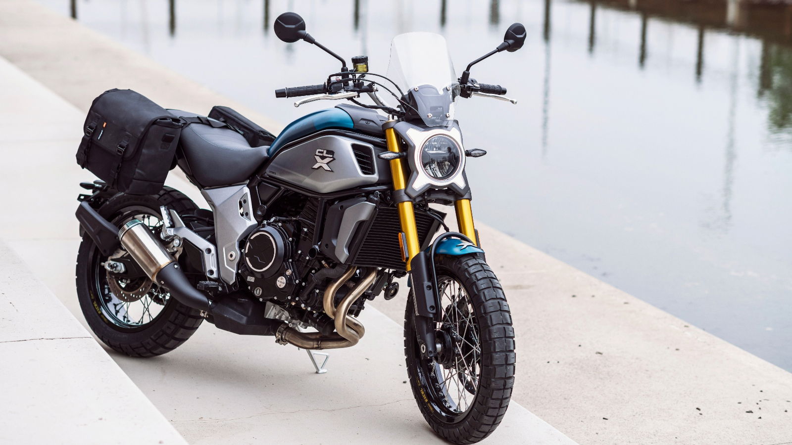 CFMOTO 700CL-X ADV
